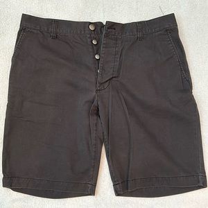 GAP **Men’s Khaki style shorts size 36**
